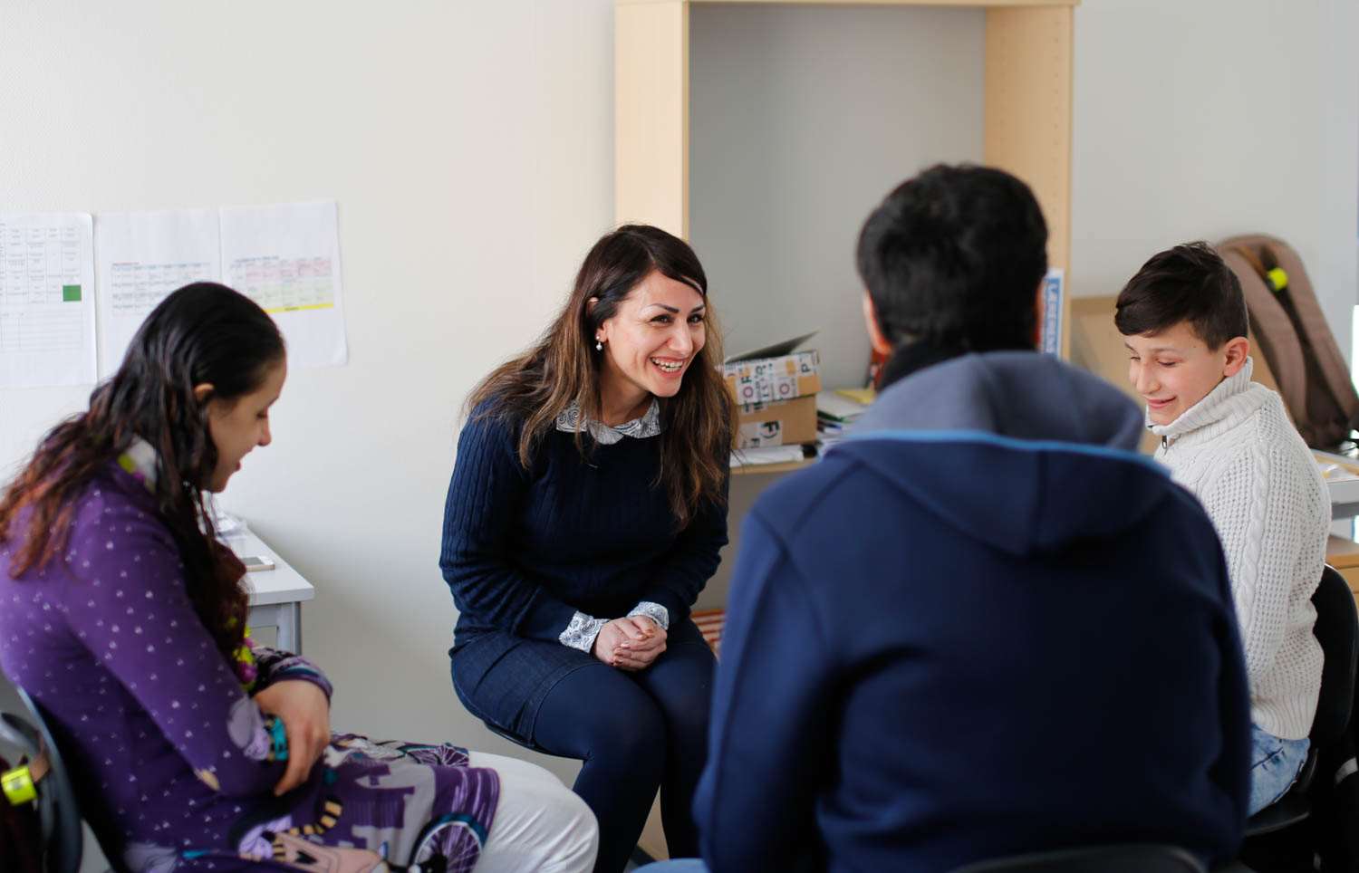 BILDE: Dagen starter med samling med en samtale. 